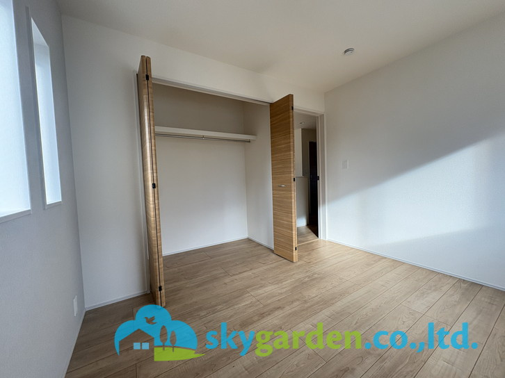 茅ヶ崎市松が丘2丁目　全2棟2号棟の収納|収納豊富です