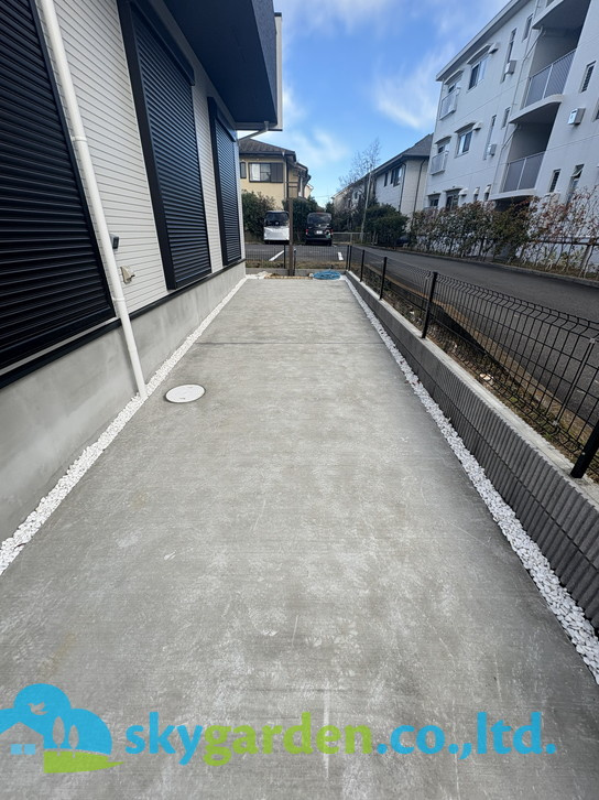 茅ヶ崎市松が丘2丁目　全2棟2号棟の駐車場|駐車スペースもあります