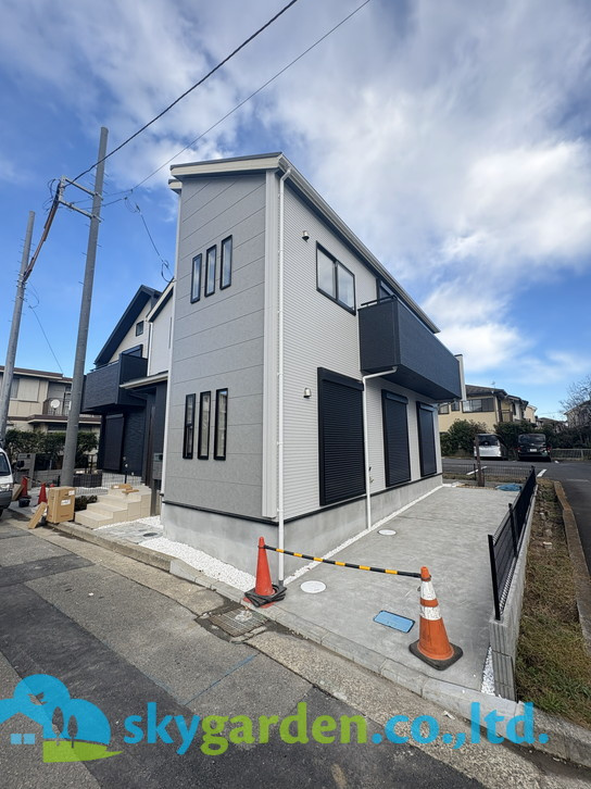 茅ヶ崎市松が丘2丁目　全2棟2号棟の外観|おしゃれな外観です