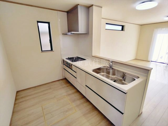 【キッチン】 | ふじみ野市上福岡第1期　全2棟　B号棟 | 会話が弾む対面キッチンです