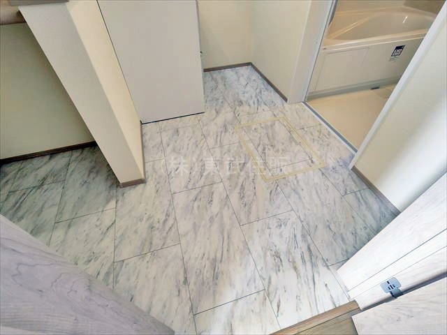 【脱衣所】 | ふじみ野市上福岡第1期　全2棟　B号棟 | 脱衣室