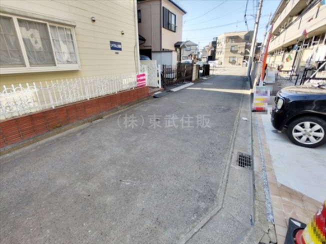 【前面道路含む現地写真】 | ふじみ野市上福岡第1期　全2棟　B号棟 | 閑静な住宅地です
