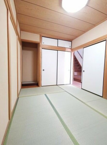 大谷町貸家の収納