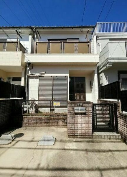大谷町貸家