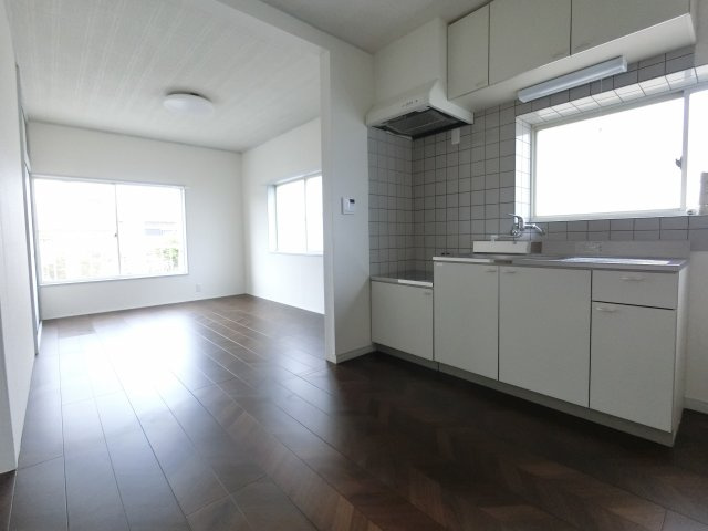 【居間・リビング】