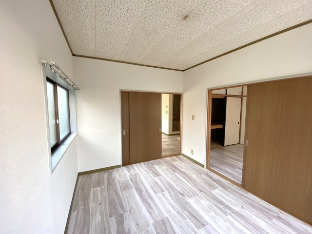 ハイツはぎの洋室