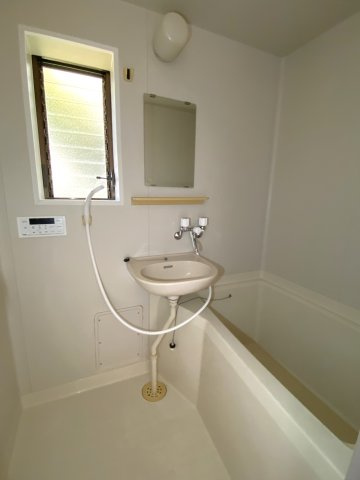 ハイツはぎの浴室