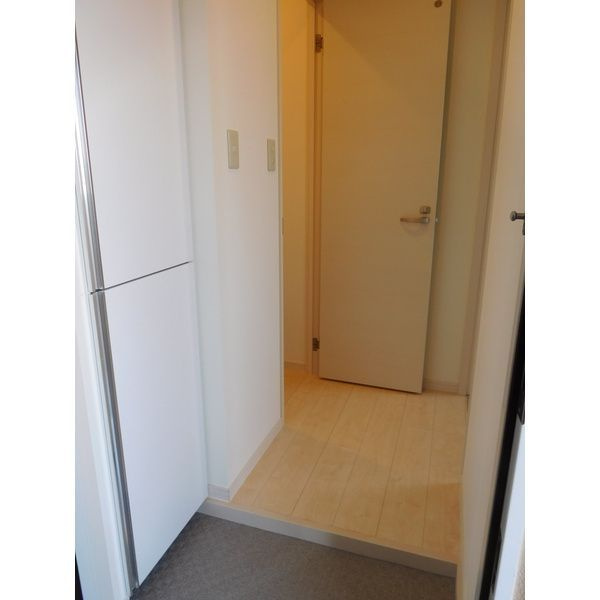 ロイヤルテラス橘亀戸の玄関