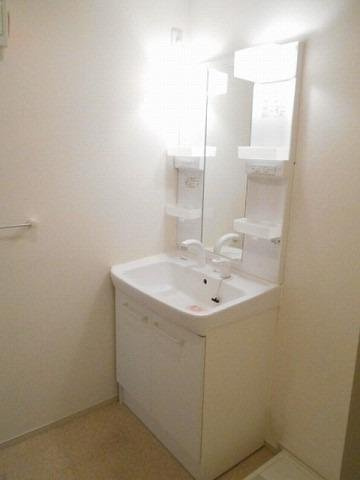 橙Ⅰ棟の洗面所