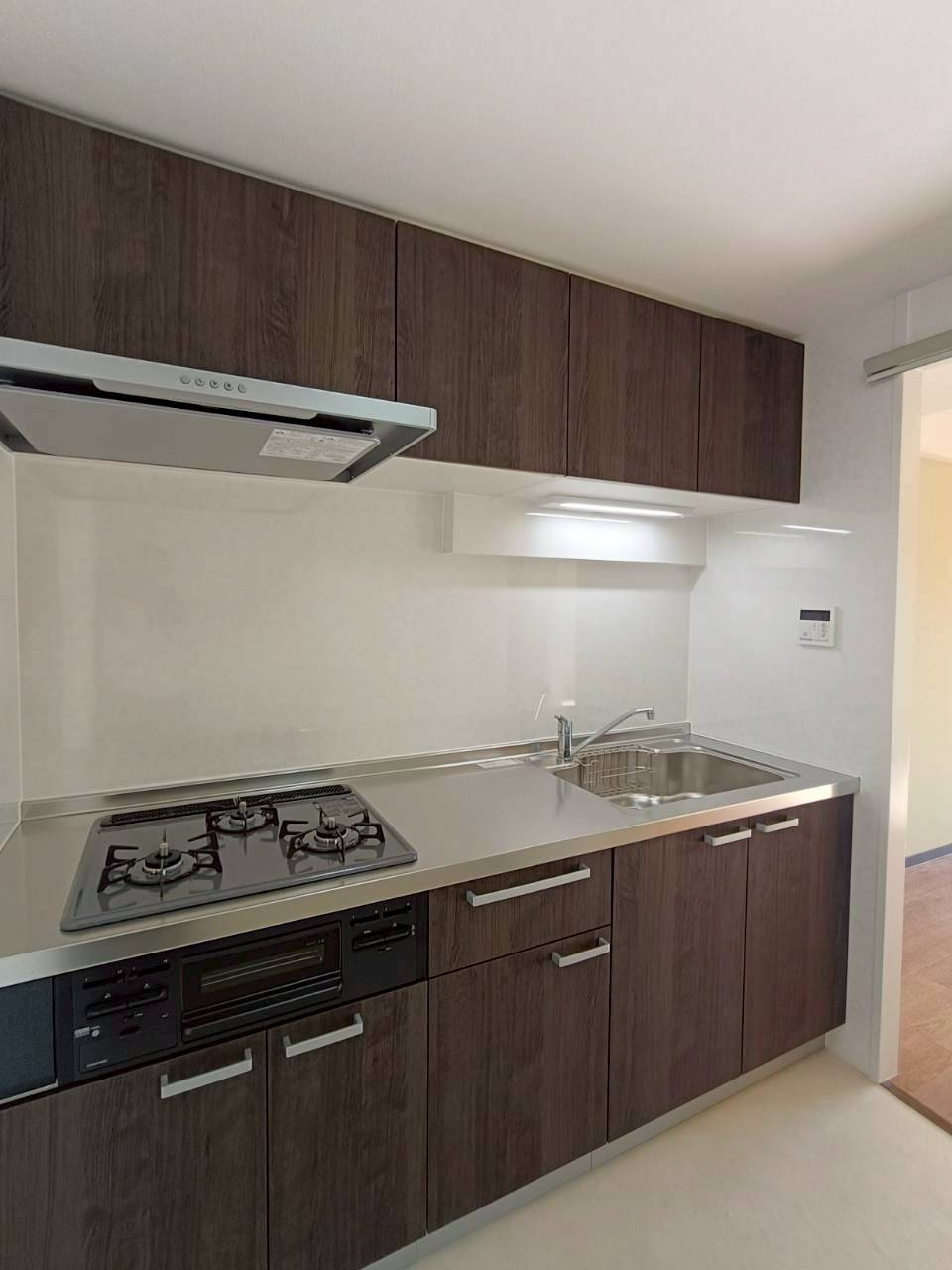 三郷ガーデンハウスのキッチン|お料理しやすいキッチンです