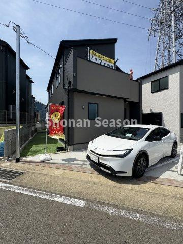 【外観】 | 全５棟の分譲地内◎
残る棟も少なくなってまいりました。ぜひご内見下さい♪