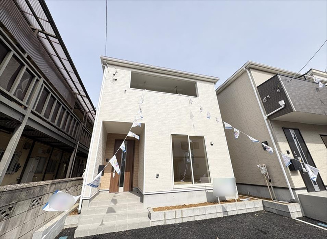 【外観】 | 富士見市水谷東1丁目　新築一戸建住宅　全2棟　(志木本店) | 販売現地／2025年12月6日撮影　
環境に優しいZEH水準の省エネ住宅で新生活を始めませんか！