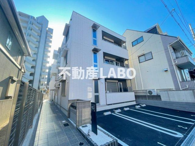 クラシスト北畠の外観