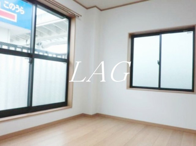 【居間・リビング】 | サンフェリーチェ | 洋室のお部屋です。