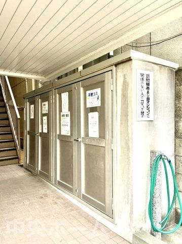 レジェンド浅草のその他共用部分|ゴミ出し場