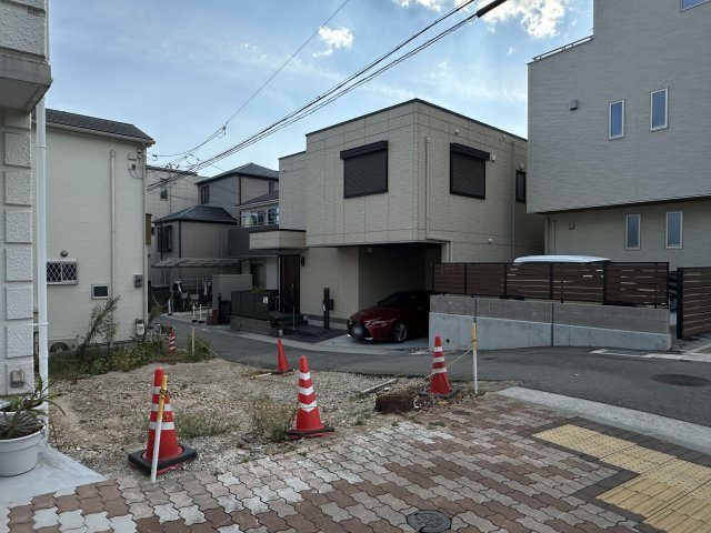 神戸市須磨区中島町2丁目土地の前面道路含む現地写真