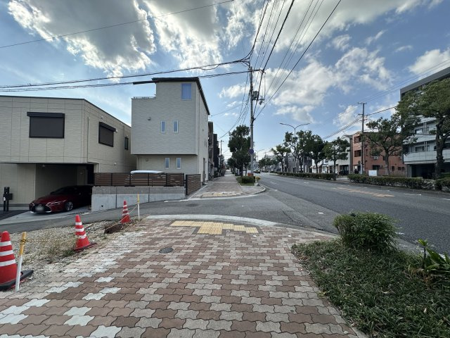 神戸市須磨区中島町2丁目土地の前面道路含む現地写真