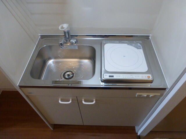 サンウィング南行徳　３０２のキッチン