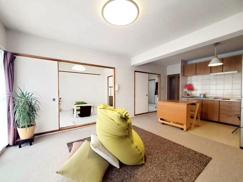 アーネスト針木の居間・リビング