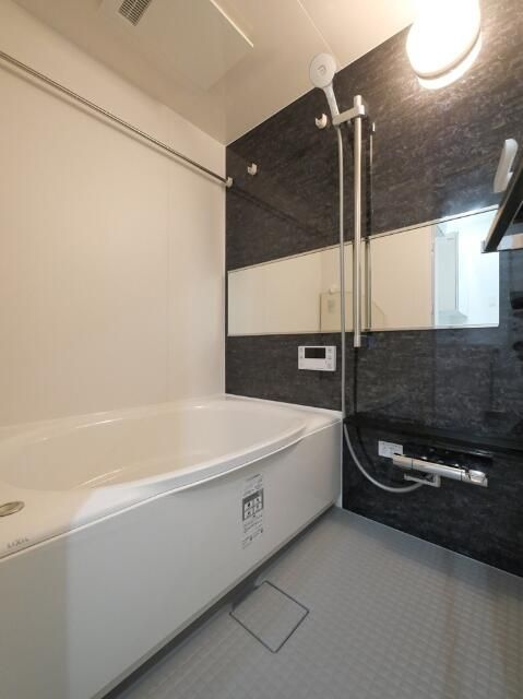 アーバンパーク日暮里の浴室