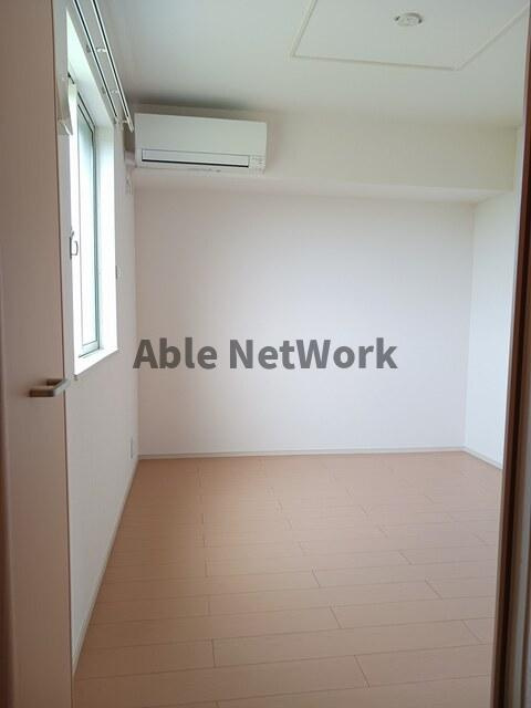 サンビトレスⅢの洋室|６帖の洋室