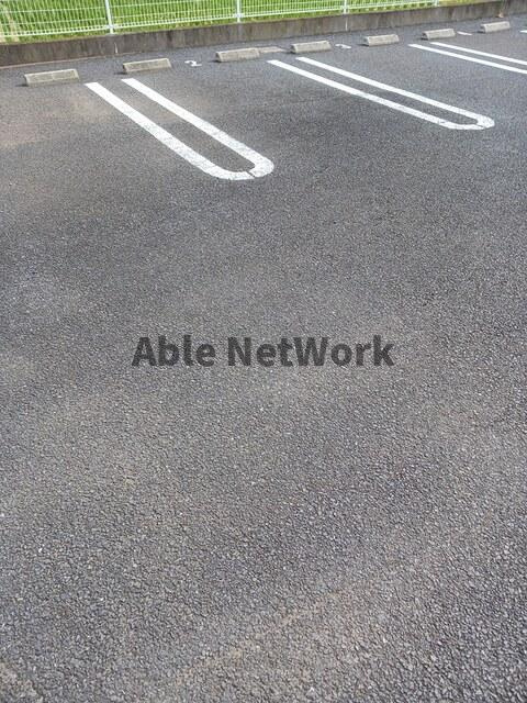 サンビトレスⅢの駐車場|駐車場