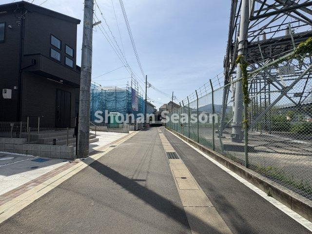 【周辺】 | お車移動に便利な「伊勢原ＩＣ」すぐの好立地◎
仕事を変えずに地方移住で、夢のスローライフを満喫しませんか♪