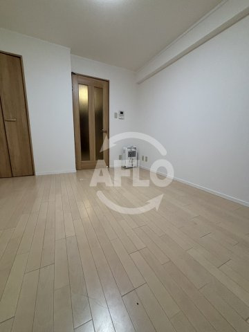 ライオンズマンション上六　五条小学校区の洋室|ライオンズマンション上六　洋室