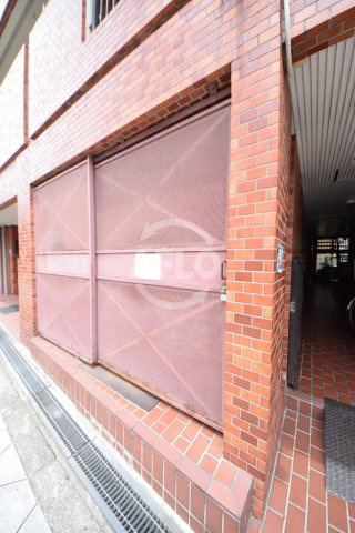 ライオンズマンション上六　五条小学校区のその他共用部分|ライオンズマンション上六　24時間ゴミステーション