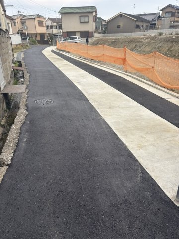 【前面道路含む現地写真】の画像