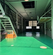 久世郡久御山町野村村東　工場の内装