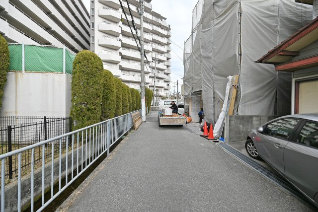 ハッピータウン伊丹市池尻6丁目の外観|イオンモールも徒歩圏内で生活便利な環境です。