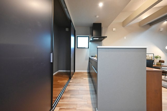 ハッピータウン伊丹市池尻6丁目の内観：施工例|同社施工例写真。施工例物件を見学して頂けます。お気軽にお問い合わせください。