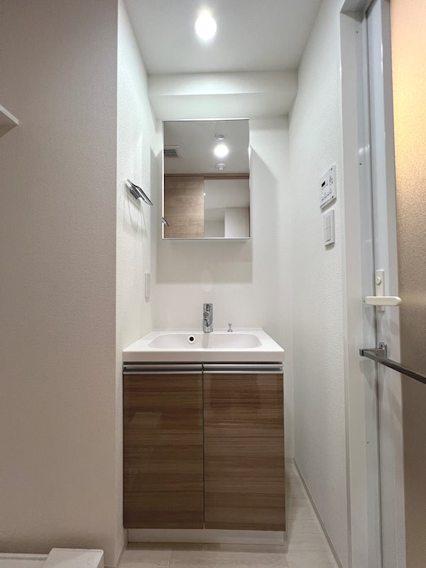 ＨＹ’ｓ　住吉Ⅱの独立洗面台