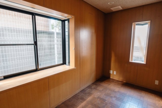 ラレーブ豪徳寺Ⅱの玄関|１階