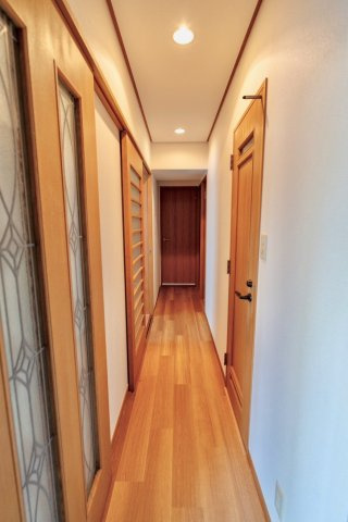 ラレーブ豪徳寺Ⅱの内装|２階廊下