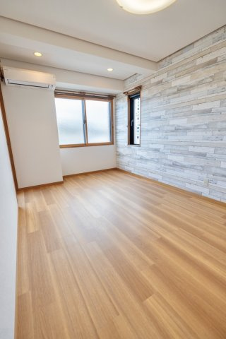 ラレーブ豪徳寺Ⅱの洋室|３階