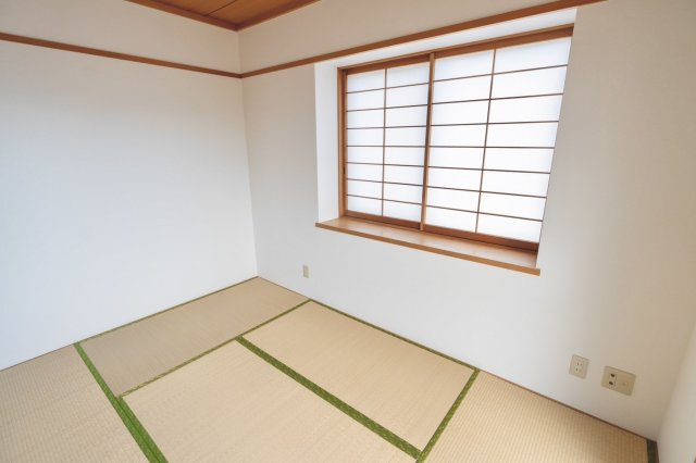 ラレーブ豪徳寺Ⅱの和室|３階