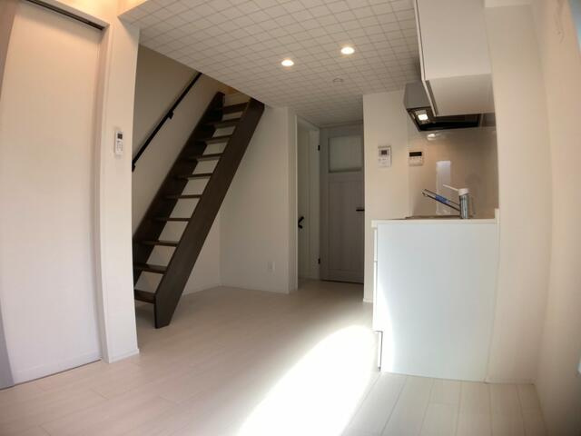 Ｆｌｏｒｅｎｃｅ東府中の居間・リビング