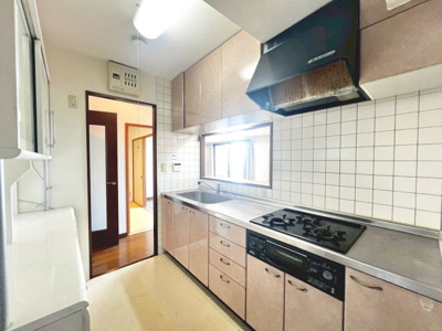 【キッチン】 | フェアコート北花田 | ママの憧れカウンターキッチンですので、家族と会話しながら楽しくお料理できますね！