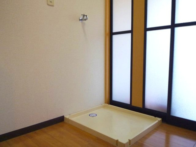 【その他】 | 久保田ハイツ１号館 | 洗濯機置場