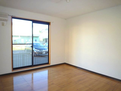 【居間・リビング】 | 久保田ハイツ１号館 | 101号室は反転タイプになります