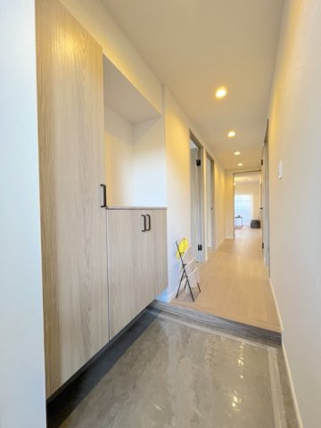 ホルトハイムJR博多南の玄関|同社施工例の写真