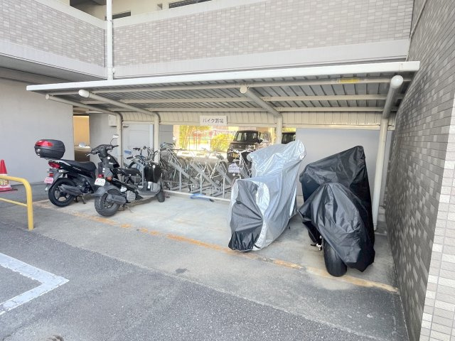 ホルトハイムJR博多南の駐輪場