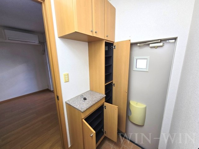 メロウ ブリーズの玄関