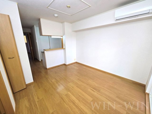 メロウ ブリーズの居間・リビング