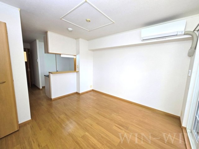 メロウ ブリーズの居間・リビング