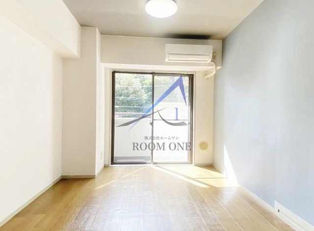 アーバンヒルズマンション早稲田正門前の居間・リビング|洋室のお部屋です。