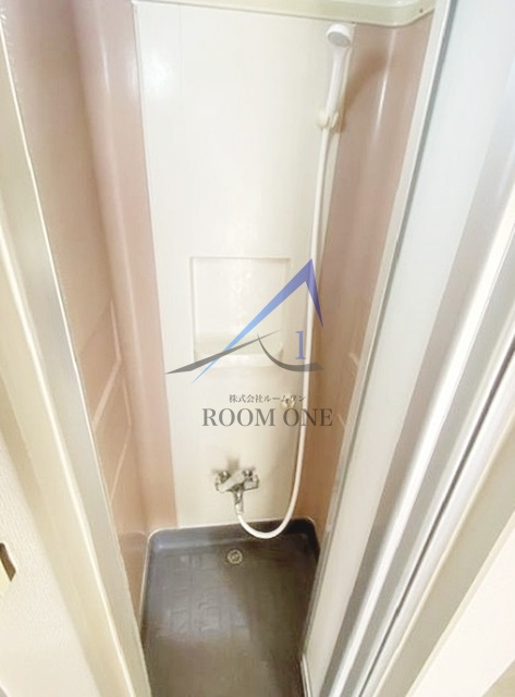 アーバンヒルズマンション早稲田正門前の浴室|シャワールームです。