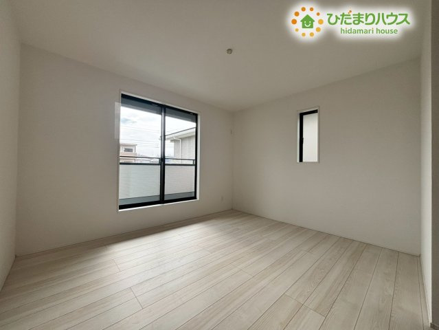 深谷市上野台　2期　新築一戸建て　グラファーレ　01の寝室